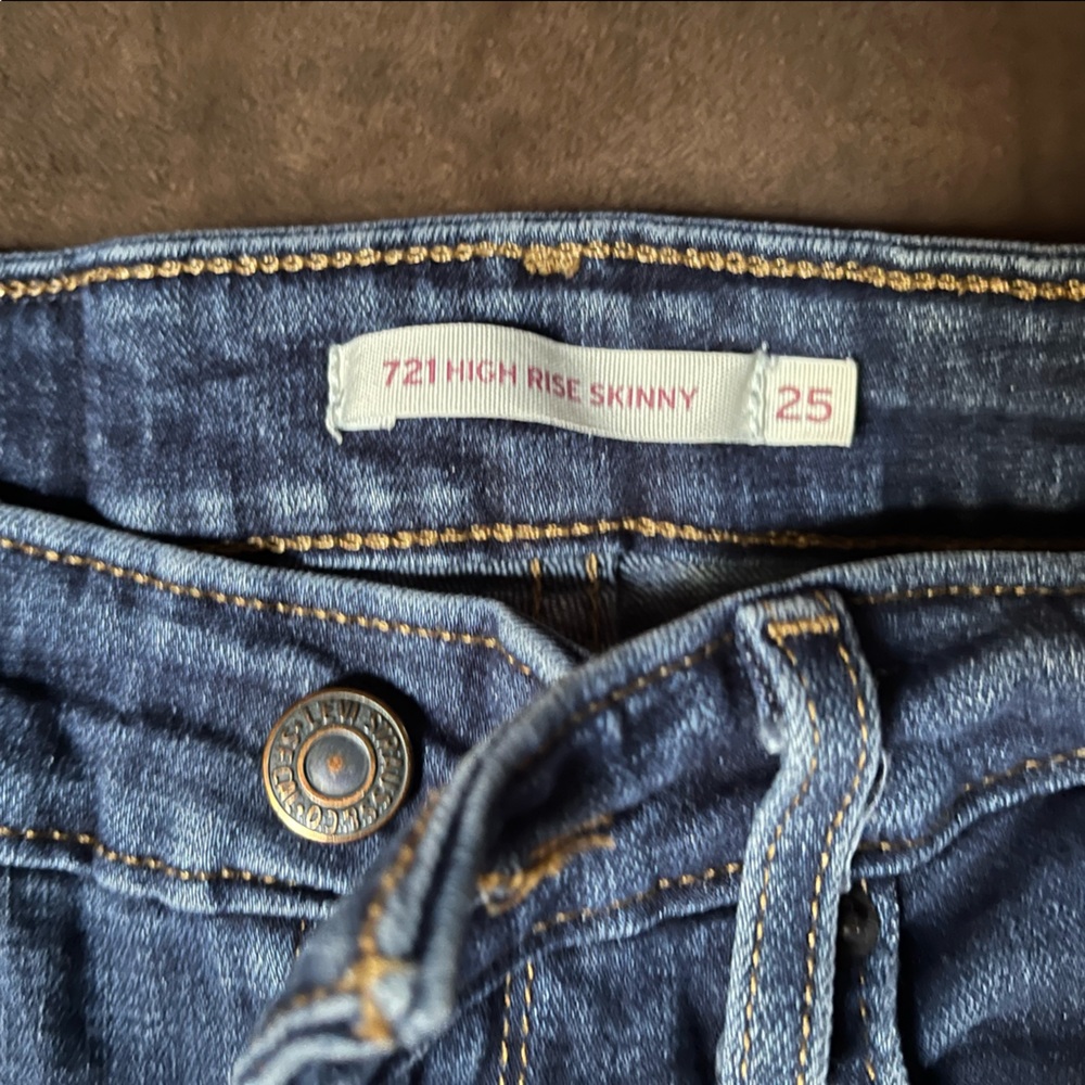 Don’t fit me anymore super cute skinny’s